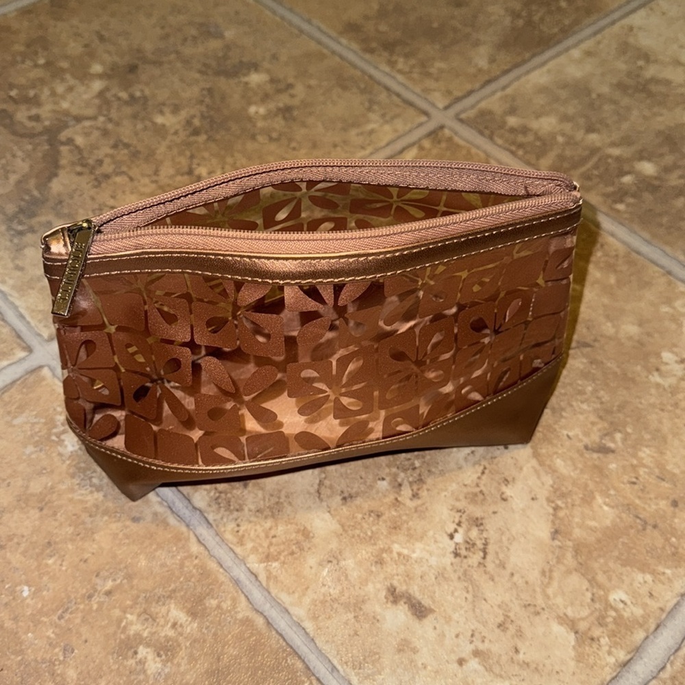 BUNDLE: Clinique Mascara and Makeup Bag AND Lancôme Mascara~3 Count LOT - Picture 8 of 16